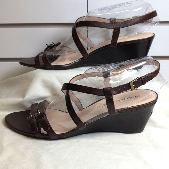 Franco Sarto Kindsey Buckle Detail/Wedge Heel Leather Sandal Size 10 NWOB - Picture 3 of 8